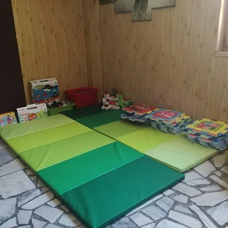 Odwaznyteam ファームステイ Stronie Śląskie